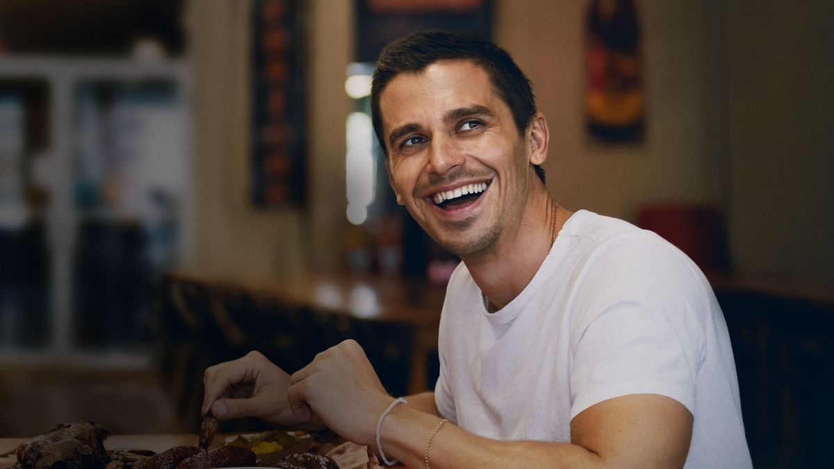 No Taste Like Home With Antoni Porowski