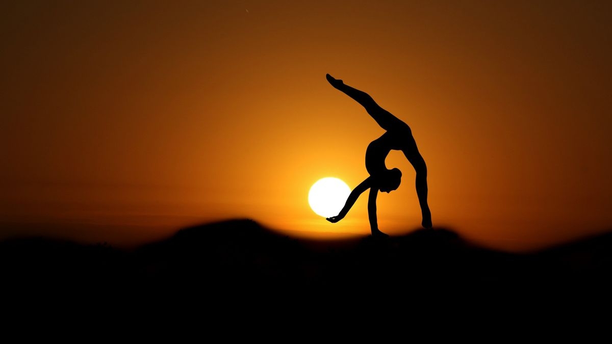 40 Minute Hatha Flow for Intuition